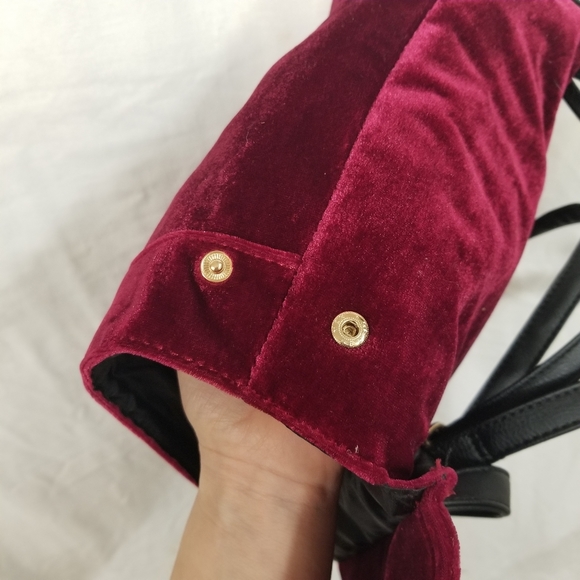 *SOLD* OMG Accessories Burgundy Velvet Lace-up Backpack NWT - Picture 5 of 8